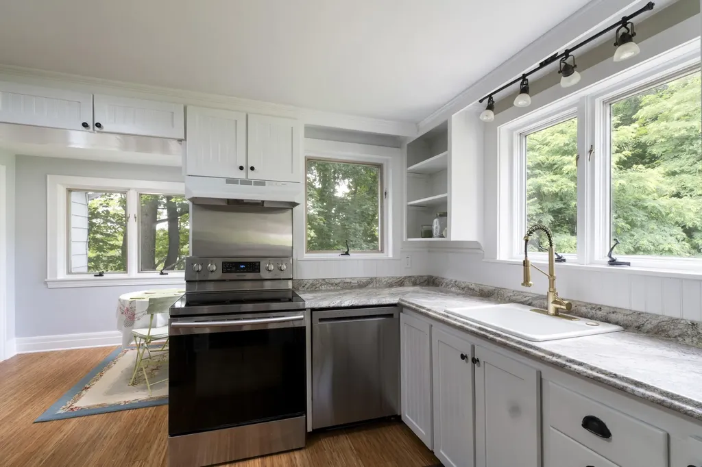 10 Blaine Avenue Augusta ME 04330