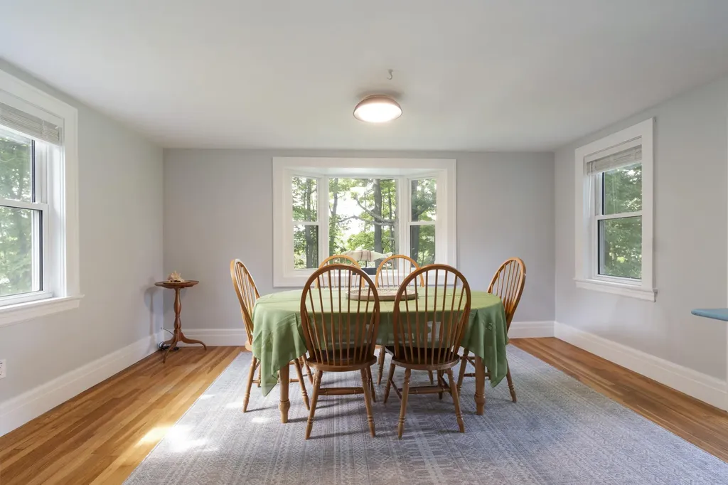 10 Blaine Avenue Augusta ME 04330