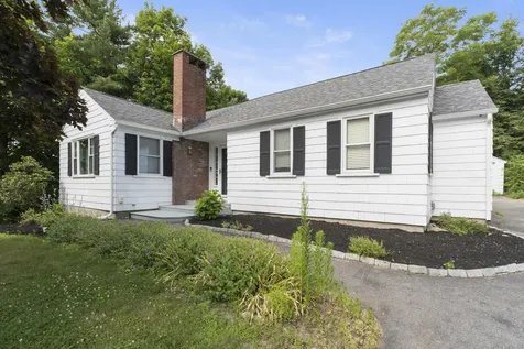 10 Blaine Avenue Augusta ME 04330