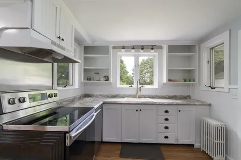 10 Blaine Avenue Augusta ME 04330