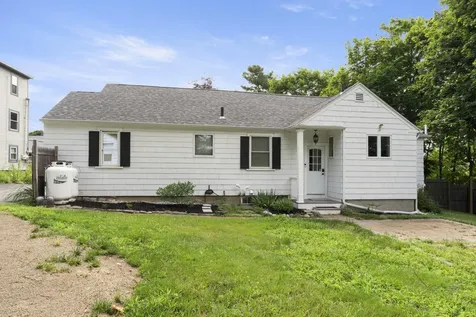 10 Blaine Avenue Augusta ME 04330