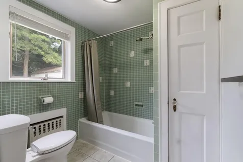 10 Blaine Avenue Augusta ME 04330