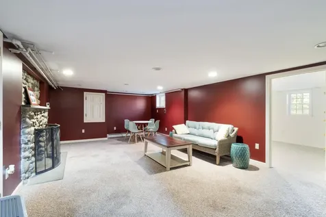 10 Blaine Avenue Augusta ME 04330