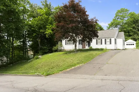 10 Blaine Avenue Augusta ME 04330