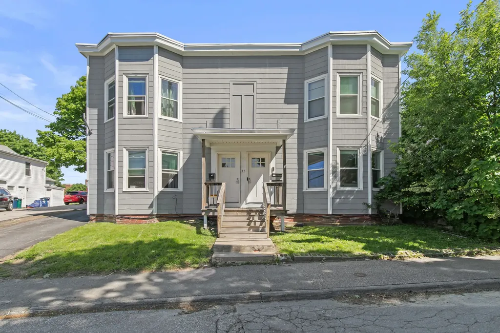 35 Wentworth Street Biddeford ME 04005