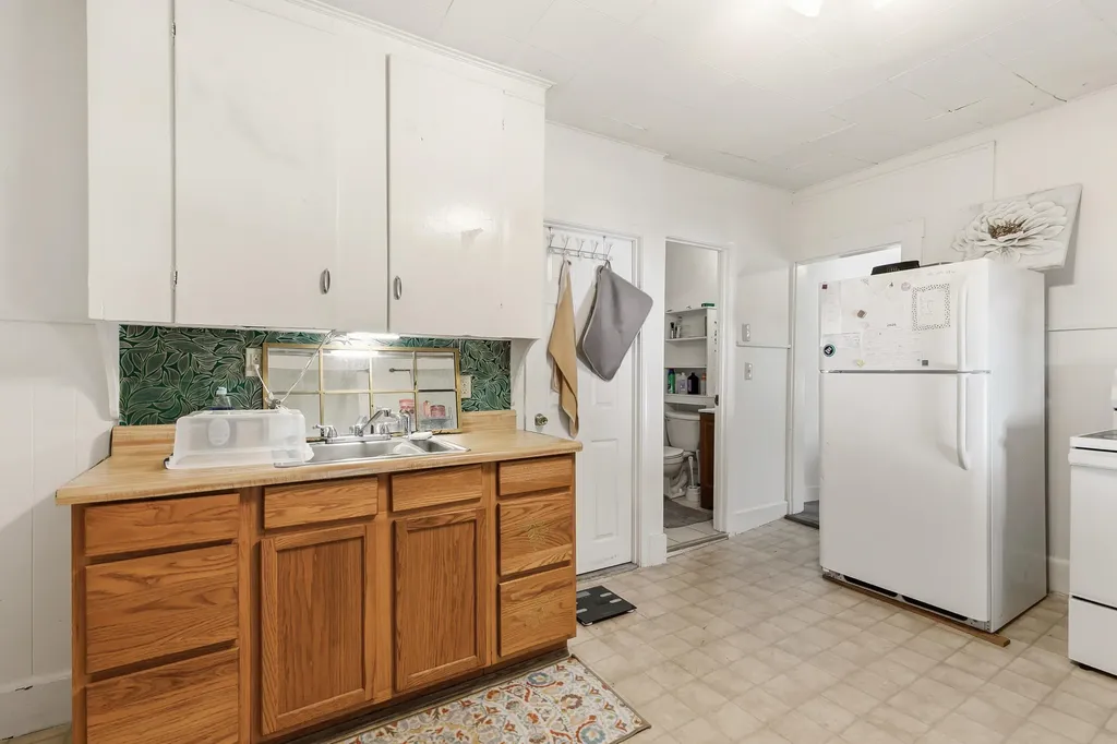 35 Wentworth Street Biddeford ME 04005