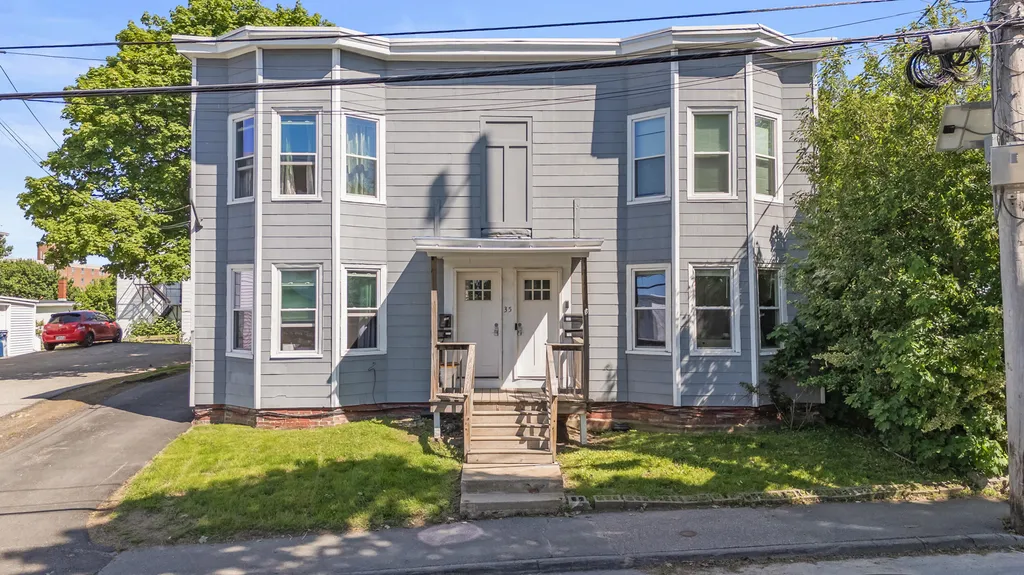 35 Wentworth Street Biddeford ME 04005