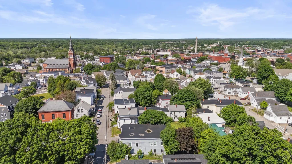 35 Wentworth Street Biddeford ME 04005