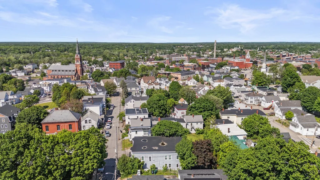 35 Wentworth Street Biddeford ME 04005