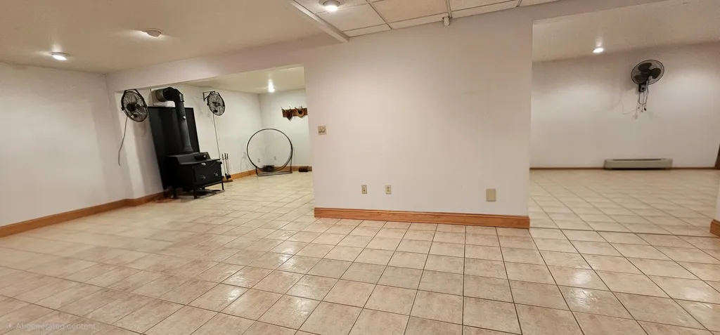 18 Dollis Avenue Vassalboro ME 04989