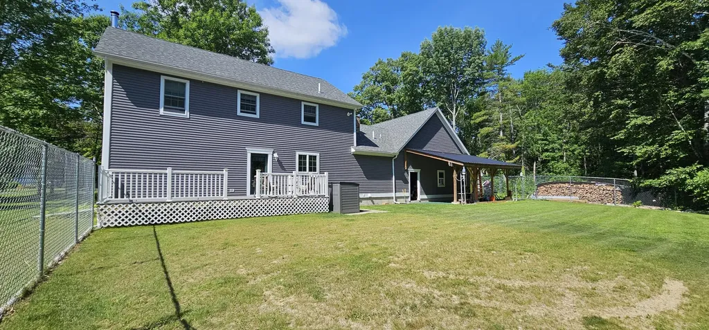 18 Dollis Avenue Vassalboro ME 04989