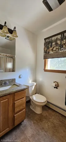 18 Dollis Avenue Vassalboro ME 04989