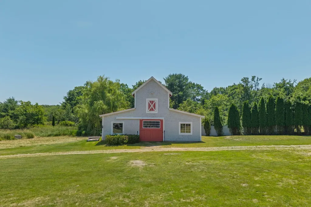 245 Arundel Road Kennebunkport ME 04046