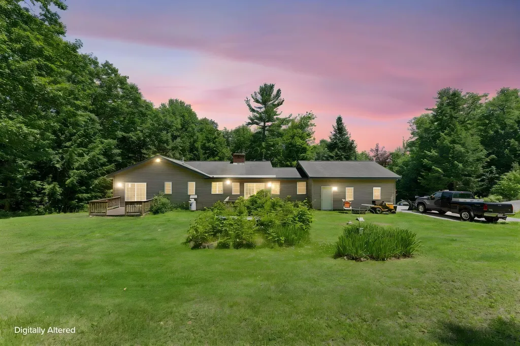 824 Meadow Road Casco ME 04015