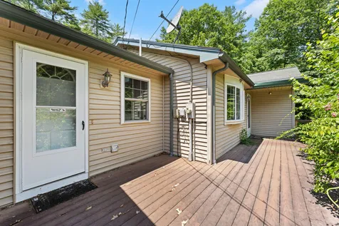 824 Meadow Road Casco ME 04015