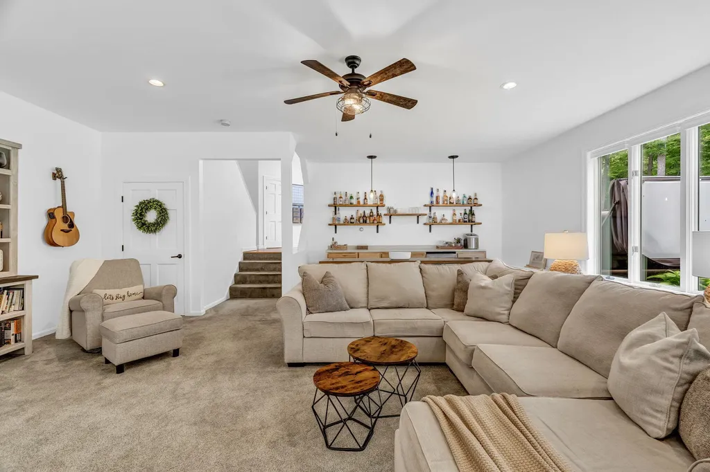 1002 Buck Hill Drive Veazie ME 04401