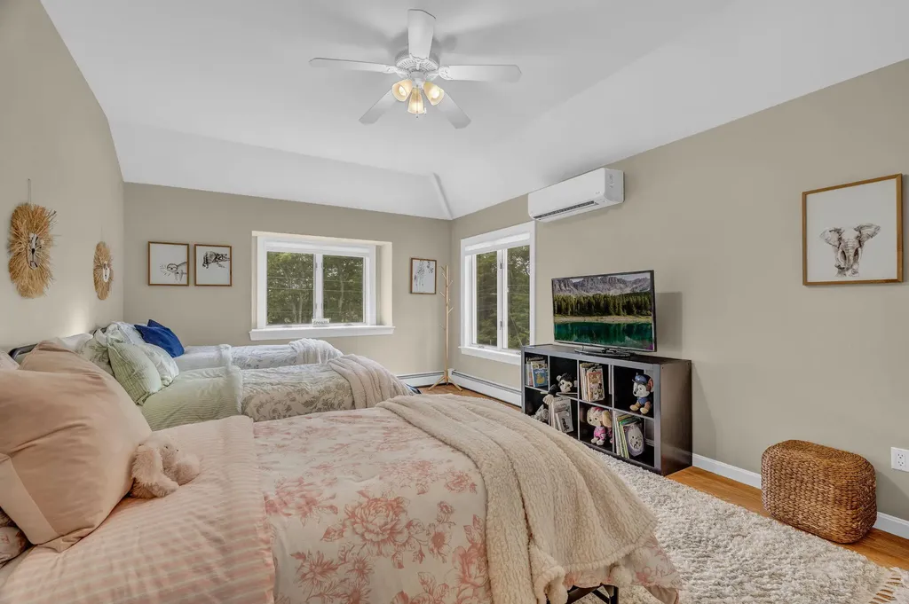 1002 Buck Hill Drive Veazie ME 04401