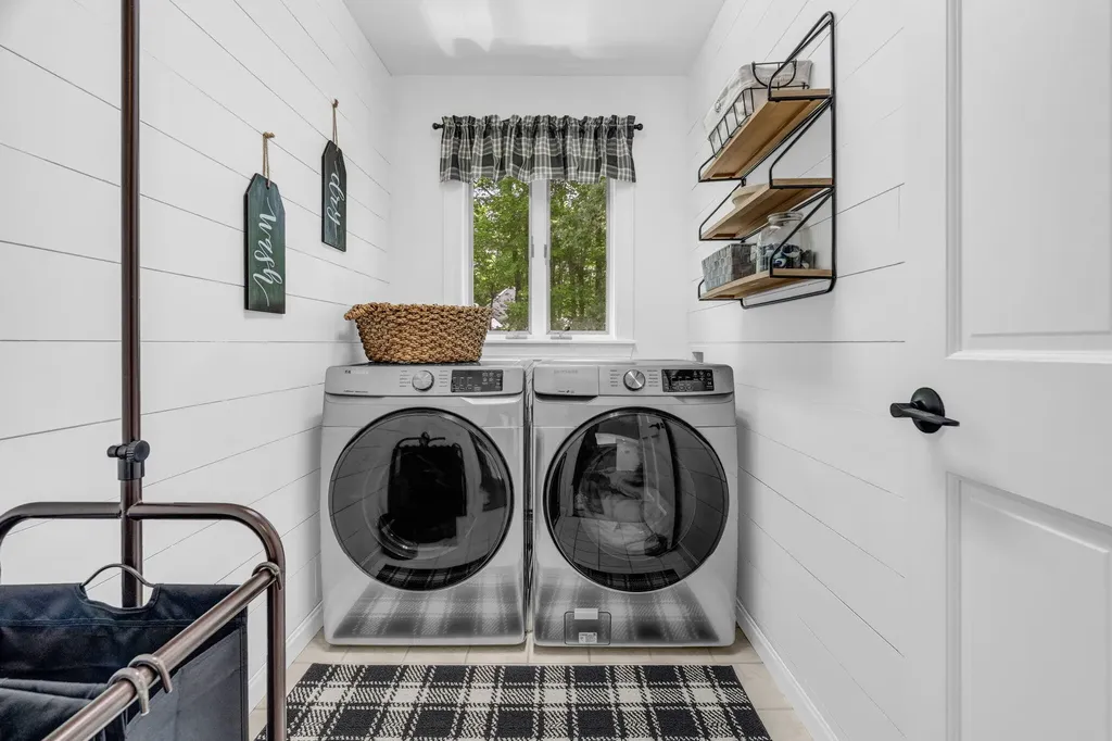 1002 Buck Hill Drive Veazie ME 04401