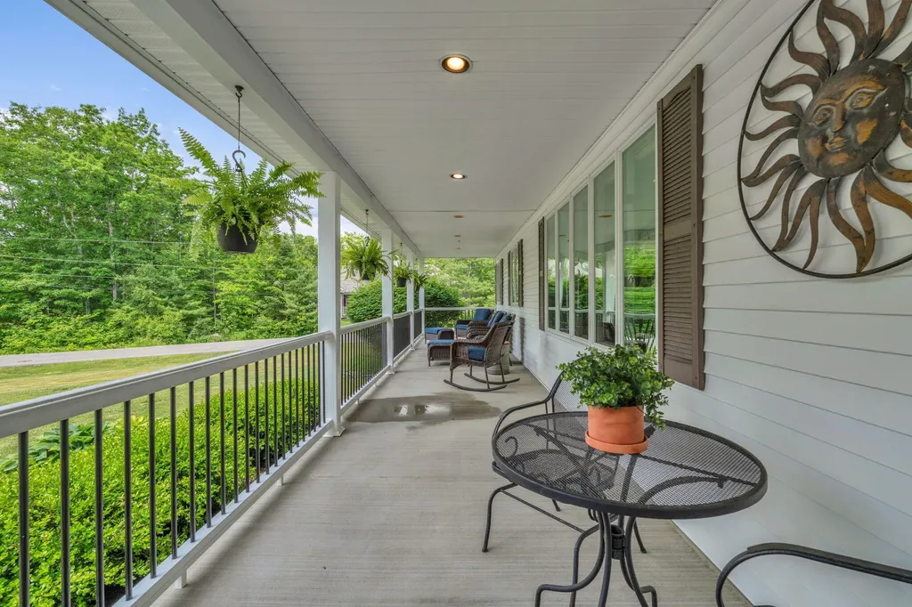 1002 Buck Hill Drive Veazie ME 04401