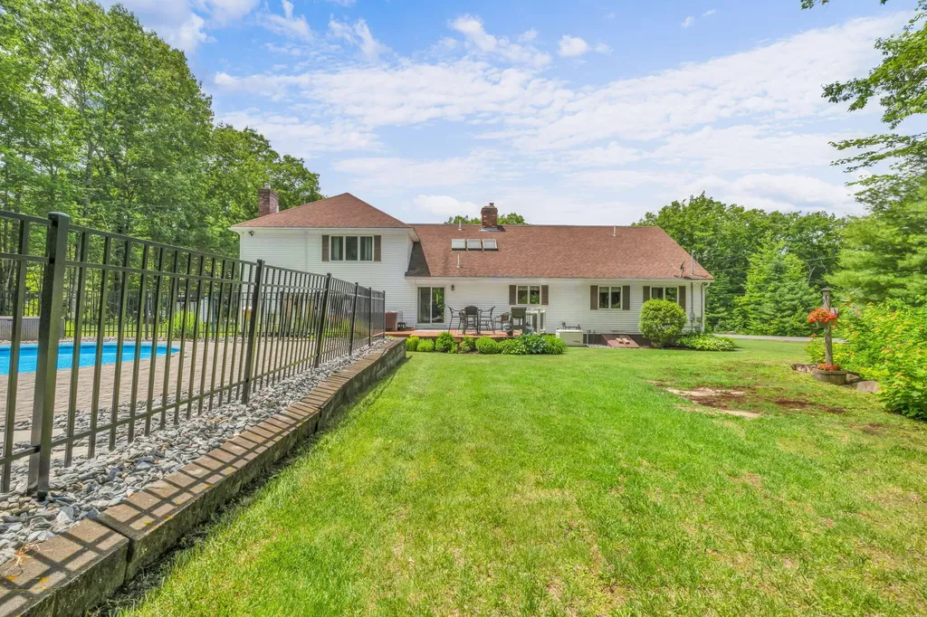 1002 Buck Hill Drive Veazie ME 04401