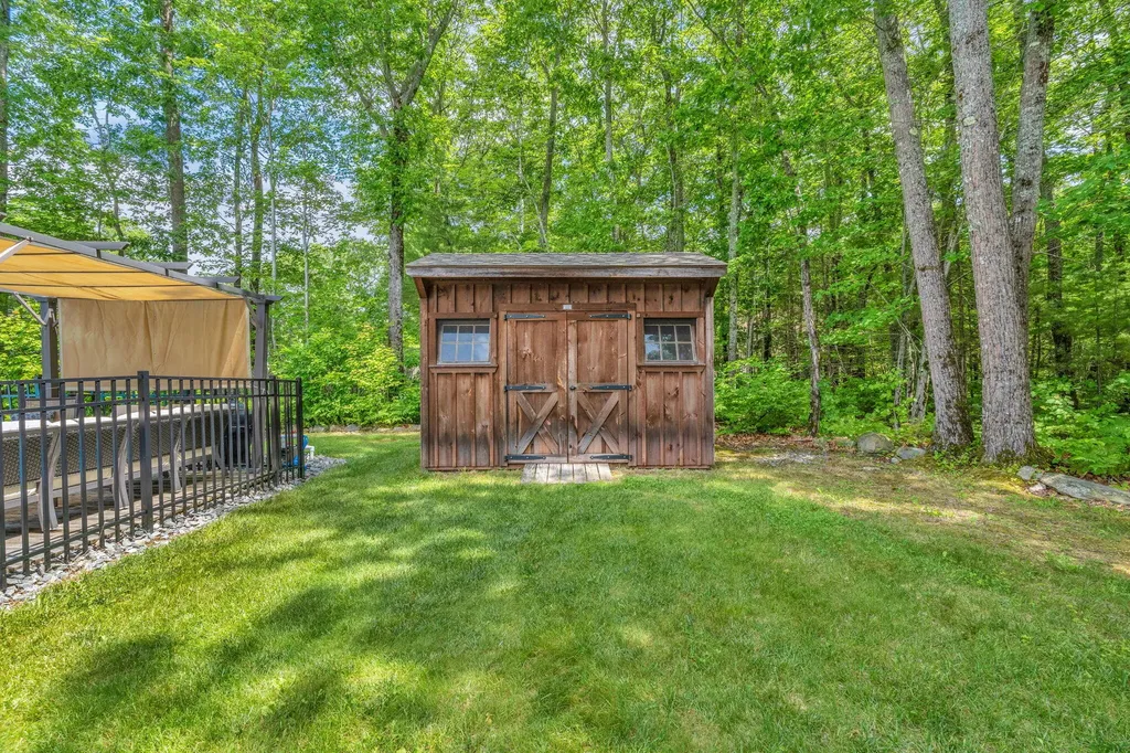1002 Buck Hill Drive Veazie ME 04401