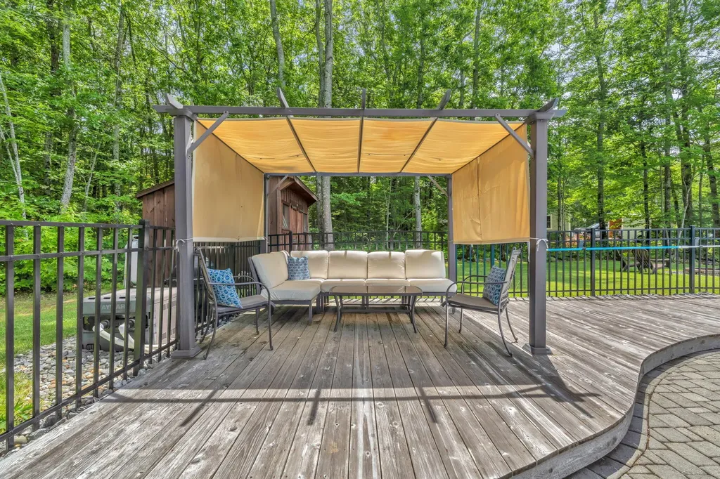 1002 Buck Hill Drive Veazie ME 04401