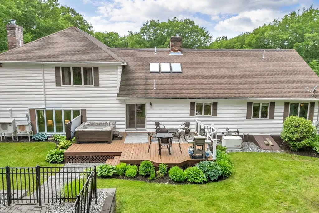 1002 Buck Hill Drive Veazie ME 04401