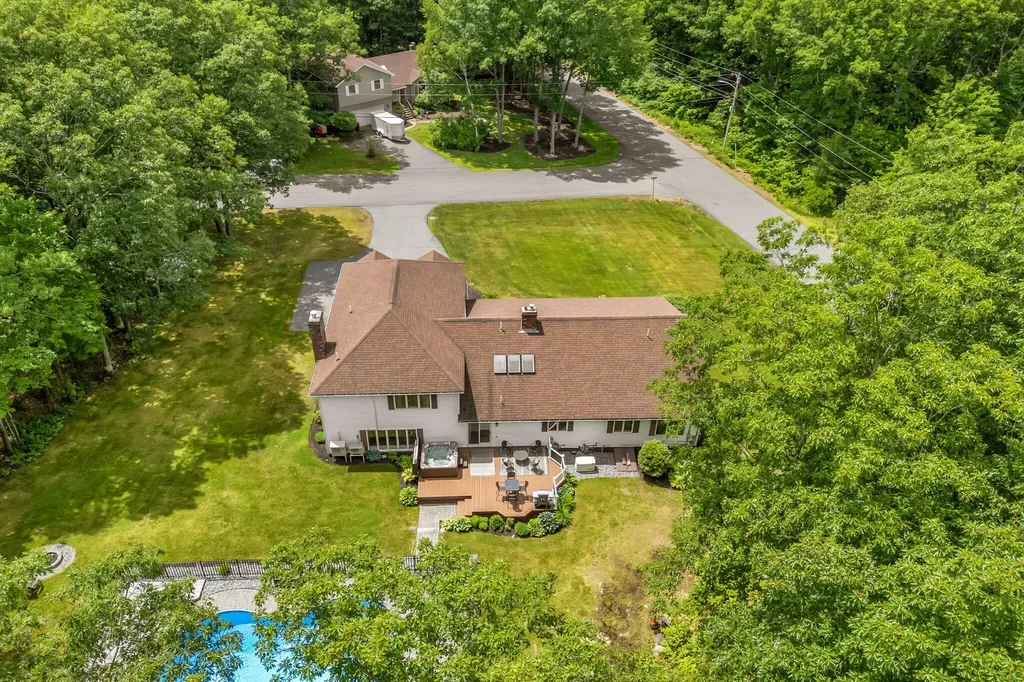 1002 Buck Hill Drive Veazie ME 04401