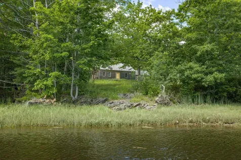 29 Ferry Lane Biddeford ME 04005