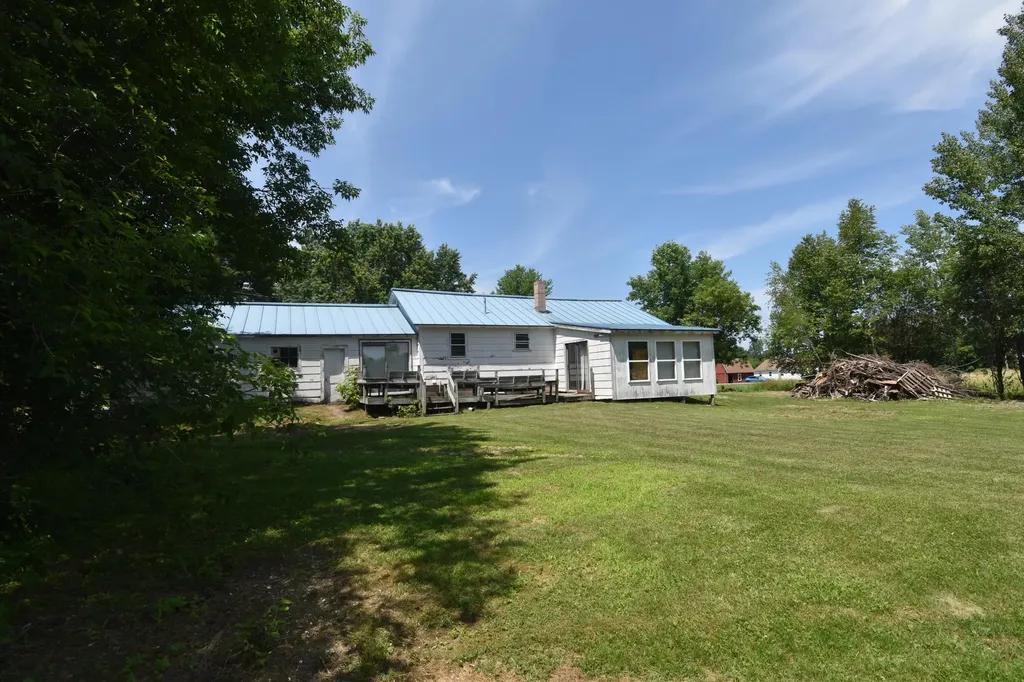 67 Mutton Lane Clinton ME 04927