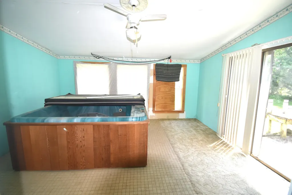 67 Mutton Lane Clinton ME 04927