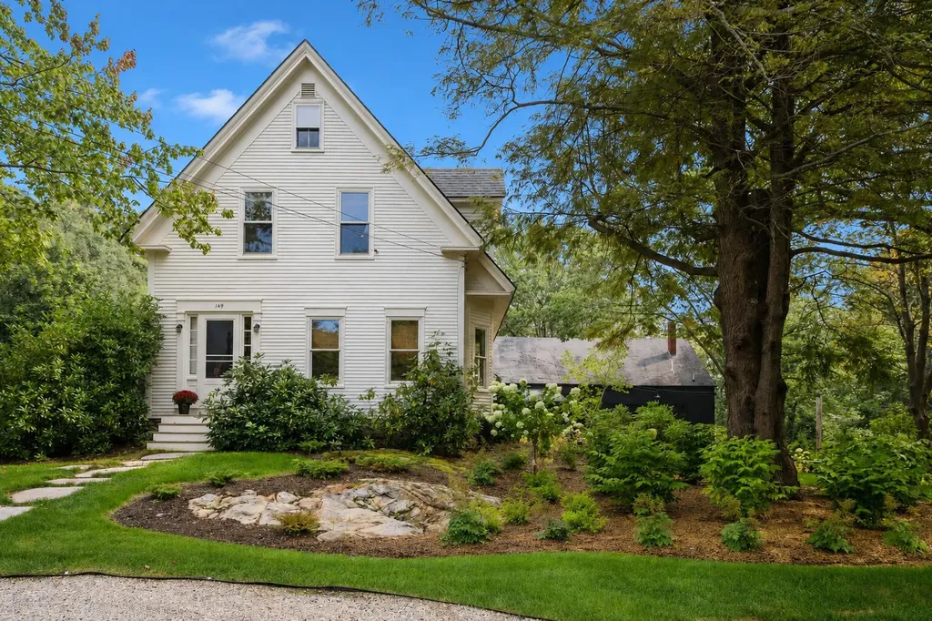 149 Main Street Kennebunkport ME 04046