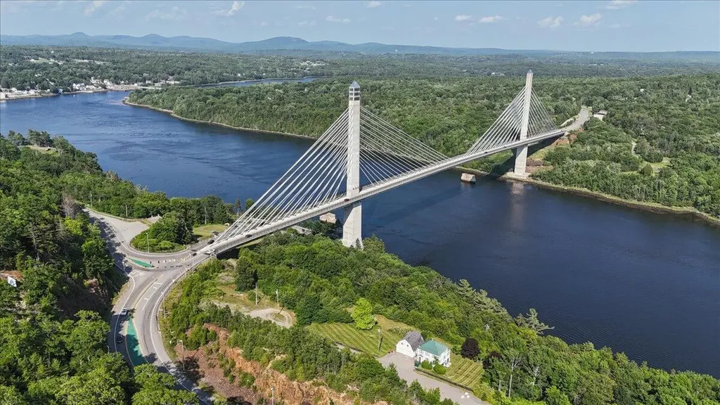 1407 Us Route 1 Prospect ME 04981