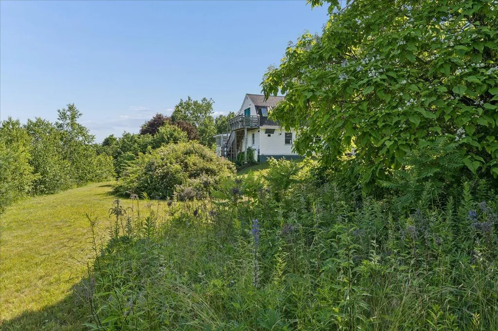 1407 Us Route 1 Prospect ME 04981