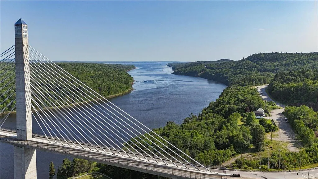 1407 Us Route 1 Prospect ME 04981