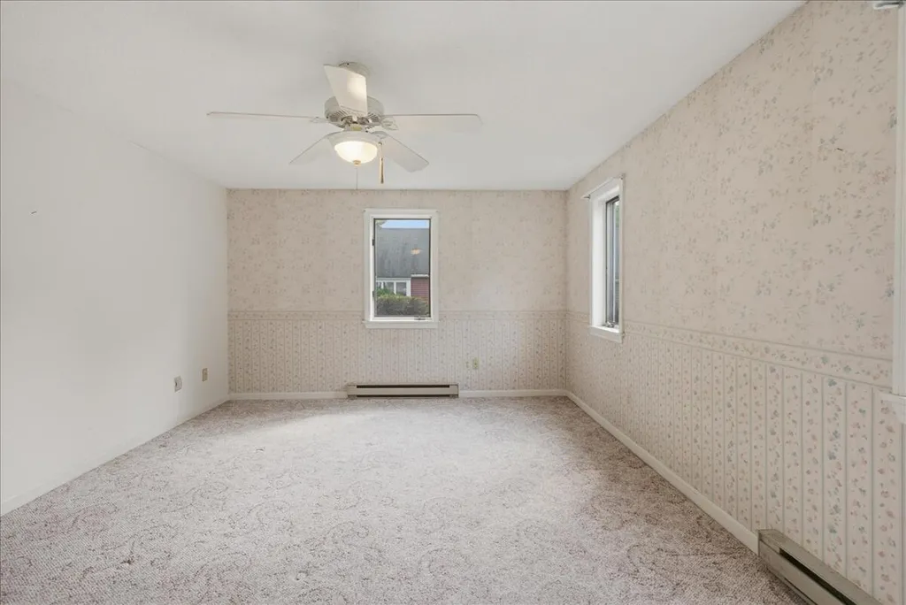 6 Colonial Way Auburn ME 04210
