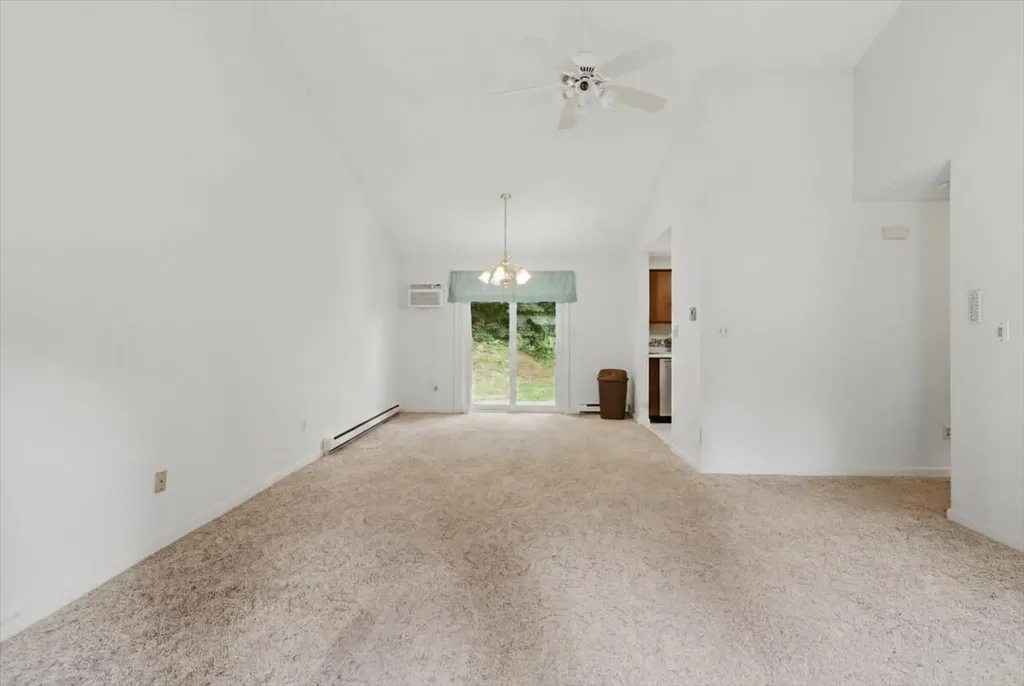 6 Colonial Way Auburn ME 04210