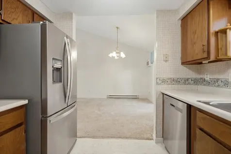 6 Colonial Way Auburn ME 04210