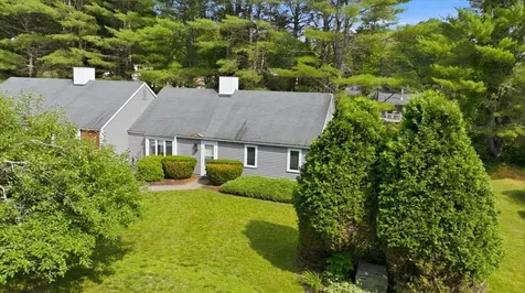 6 Colonial Way Auburn ME 04210