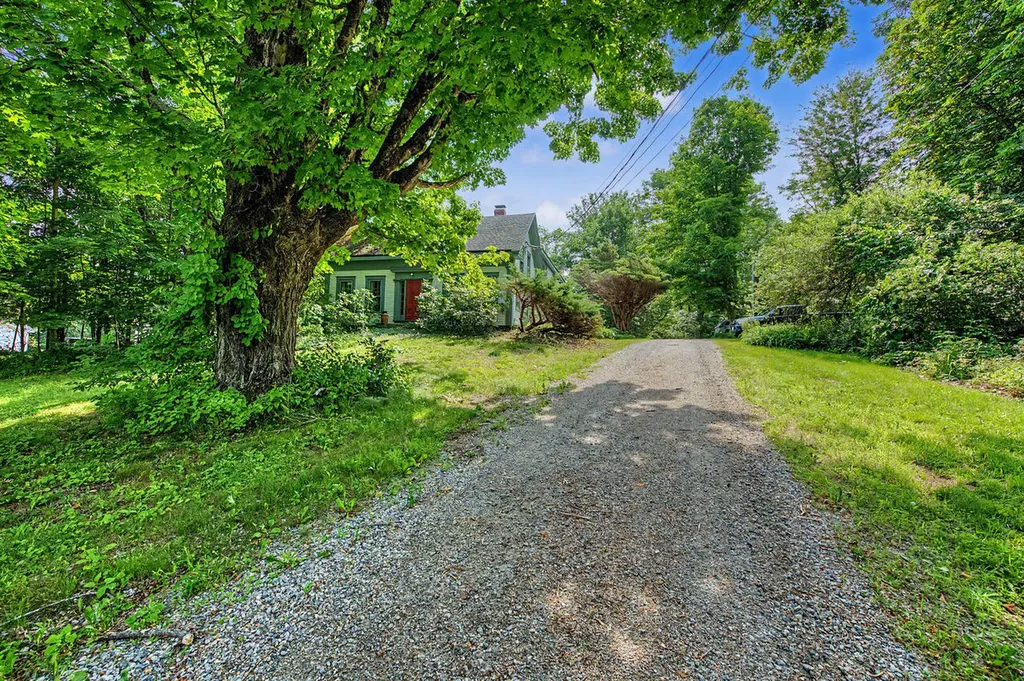 178 Boothbay Road Edgecomb ME 04556