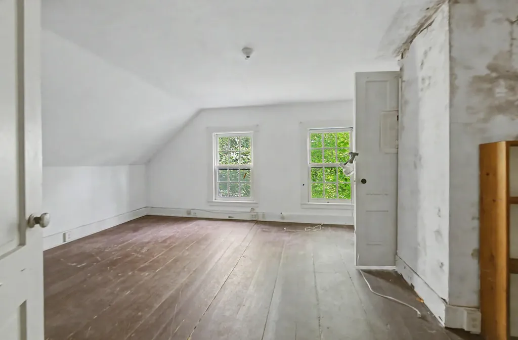 178 Boothbay Road Edgecomb ME 04556