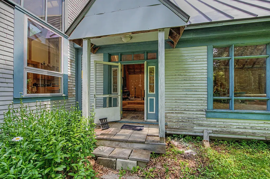 178 Boothbay Road Edgecomb ME 04556