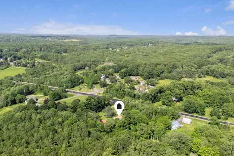 13 Smithtown Road Pittston ME 04345