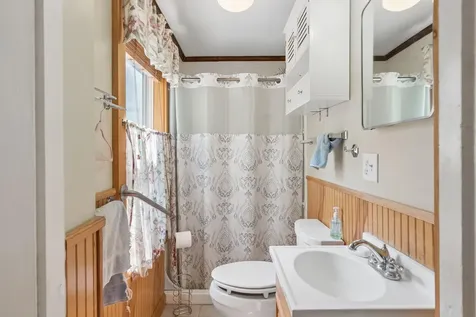 13 Smithtown Road Pittston ME 04345
