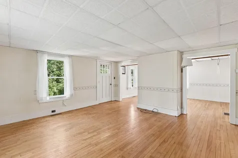 13 Smithtown Road Pittston ME 04345