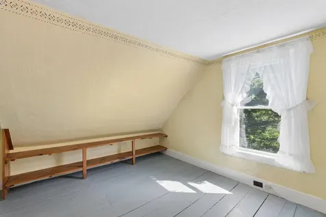 13 Smithtown Road Pittston ME 04345