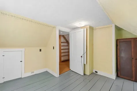 13 Smithtown Road Pittston ME 04345