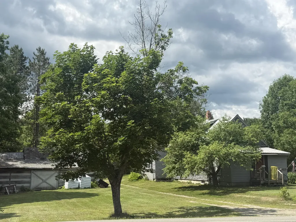 2653 Lee Road Lee ME 04455