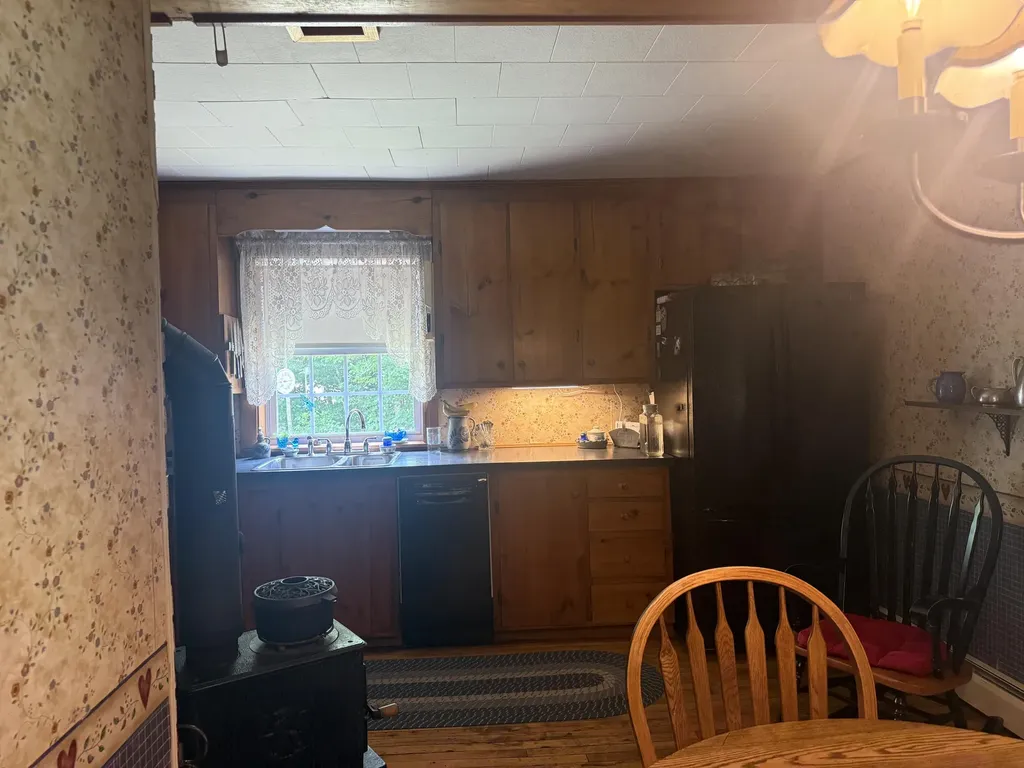 2653 Lee Road Lee ME 04455