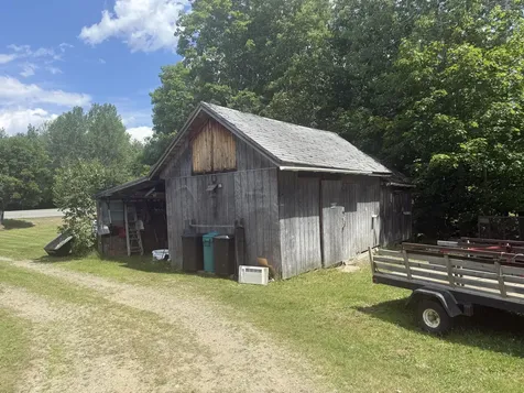 2653 Lee Road Lee ME 04455